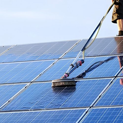 Solar Power Plant Maintenance Service